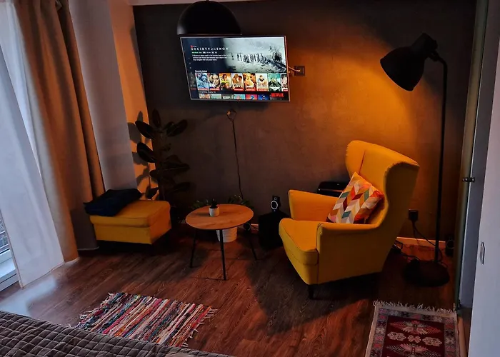 Self Check-in Free Parking Near Metro Stations And Bus Westside S6 Bucureşti