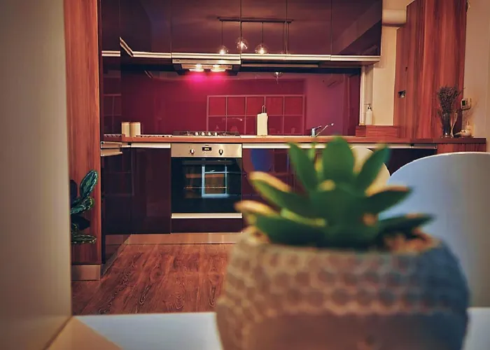 Self Check-in Free Parking Near Metro Stations And Bus Westside S6