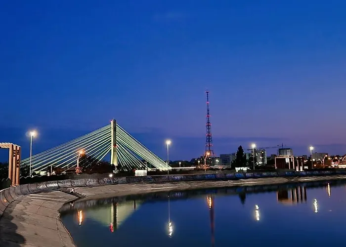 Self Check-in Free Parking Near Metro Stations And Bus Westside S6 Бухарест