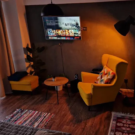 Self Check-in Free Parking Near Metro Stations And Bus Westside S6 Bukarest