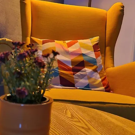 Self Check-in Free Parking Near Metro Stations And Bus Westside S6 Apartment Bukarest