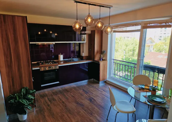 Self Check-in Free Parking Near Metro Stations And Bus Westside S6 Apartman