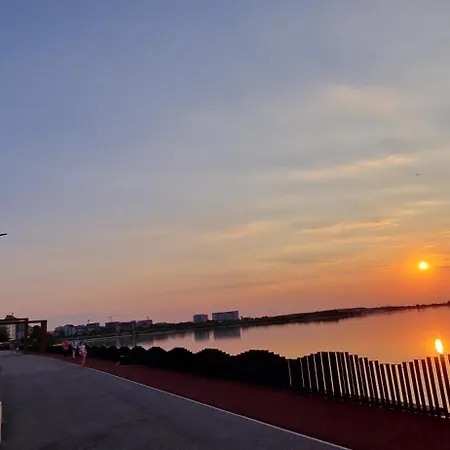 Apartament Self Check-in Free Parking Near Metro Stations And Bus Westside S6